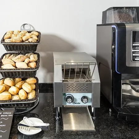 Empire Ξενοδοχείο 3*